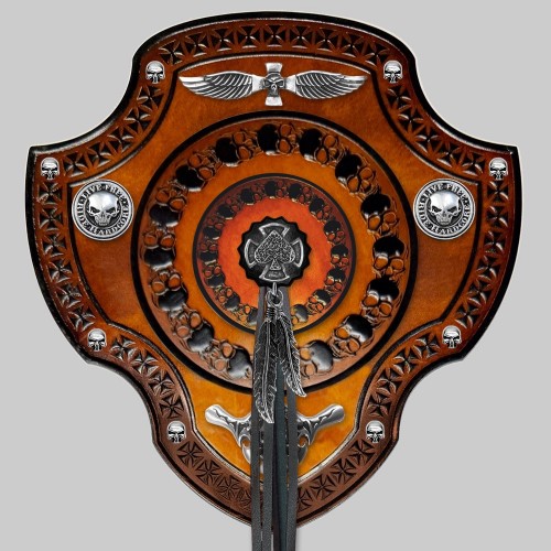Blank skull shield in embossed leather, PG13, PE35 feathers and fringes – ANTIQUE BROWN