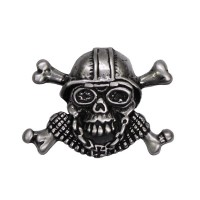 Pin Totenkopf mit Helm, Zinn
