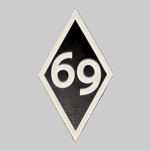 69-Raute Patch, geprägtes Leder – weiss