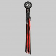 Adler mit Kette – Fransen-Niete – schwarze Scheibe, schwarz-rote Fransen