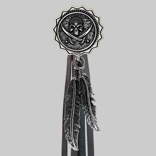 Pirate Skull – fringe rivet – white washer, black fringes