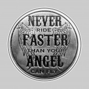 Never Ride Faster – auf weißer Lederscheibe