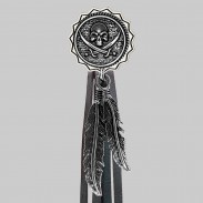 Tête de mort pirate – rivet à franges – rondelle blanche, franges noires