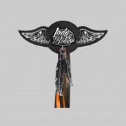 Lady Biker – aile à riveter cuir et motif étain - avec plumes, rondelle noire, franges noires et orange