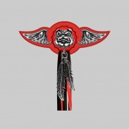 Bulldog – aile à riveter cuir et motif étain - avec plumes, rondelle rouge, franges noires et rouges