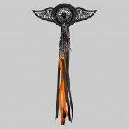 Concho onyx soleil – aile à riveter cuir et motif étain - avec plumes, rondelle noire, franges noires et orange