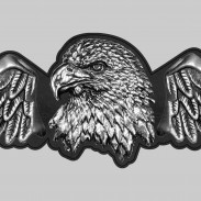 Adler – großer Nietflügel aus Leder und Zinn - schwarzer Lederhintergrund