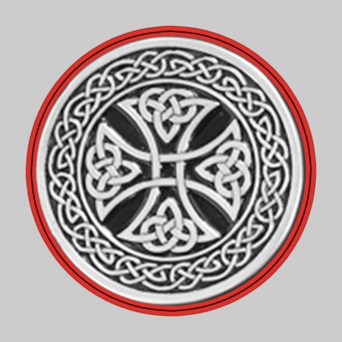 Keltisches Kreuz – auf roter Lederscheibe